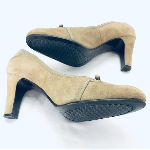 Comfortable Neutral Sz 9 Day Time Suede Taupe Round Toe Pump True to Size - Picture 5 of 8